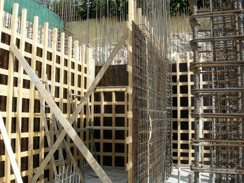 19 Film-Faced Plywood for Formwork