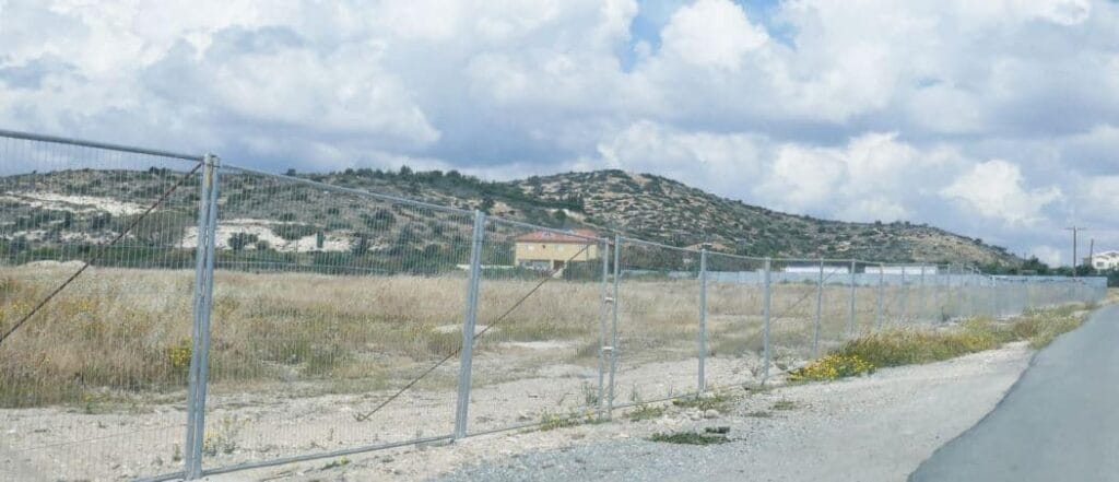 fencing2 British-Type Temporary Construction Site Fence 3,50 × 2,00m